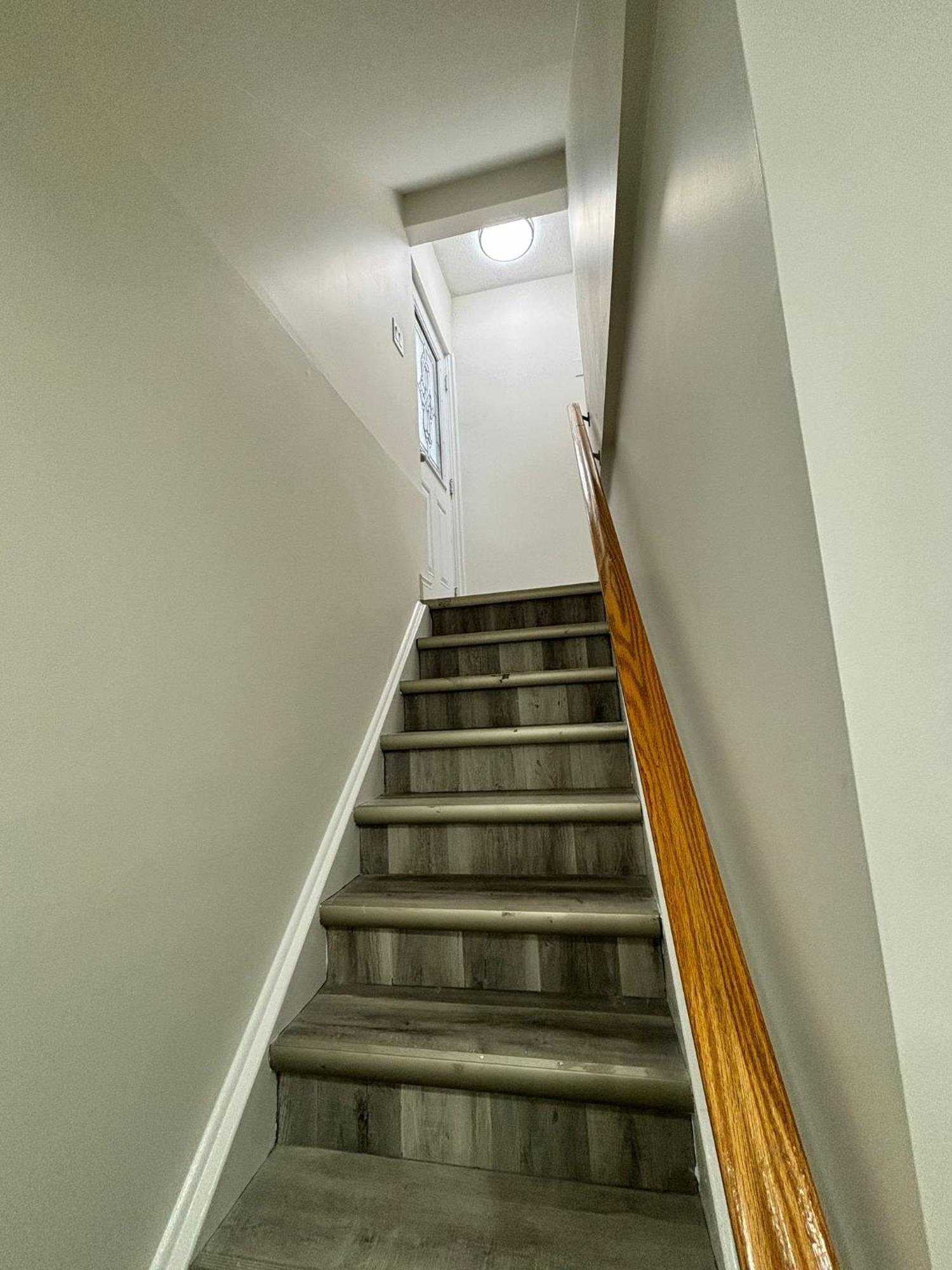Bright Queen Room Close To Sheridan College And Airport Brampton Esterno foto